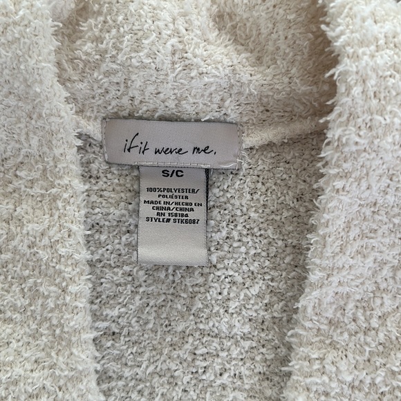 Fuzzy White Cardigan - Picture 2 of 3